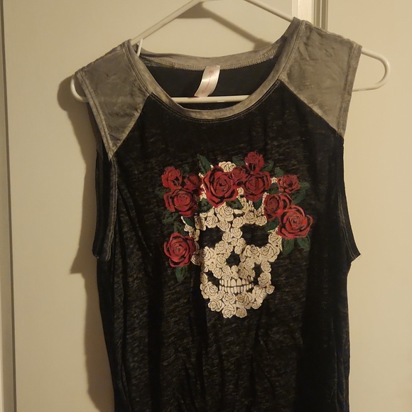 Tank Top - Picture 3 of 3